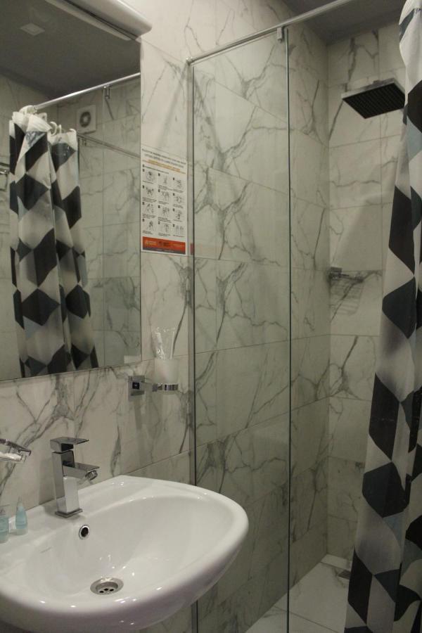 Hotel Plaza Tbilisi Buitenkant foto
